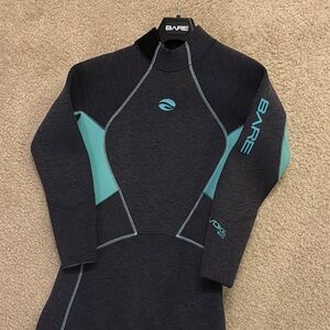 Women's Swim Wetsuit - Black and Teal